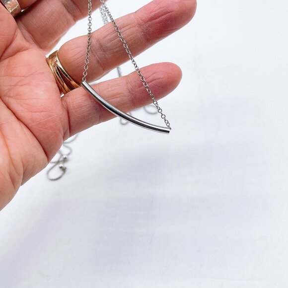 Kendra Scott Silver Bar Pendant Necklace Adjustable Chain - Picture 2 of 6